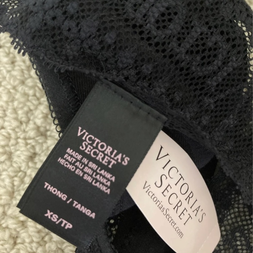 NEW Victoria's Secret Vintage 2008 Panty Bundle Thong Hipster Black Nude Size XS - Picture 4 of 7